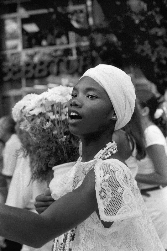 Menina nas Águas de Oxala