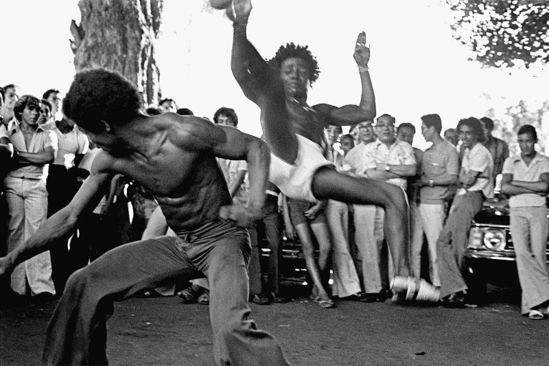 Dança de Capoeira I